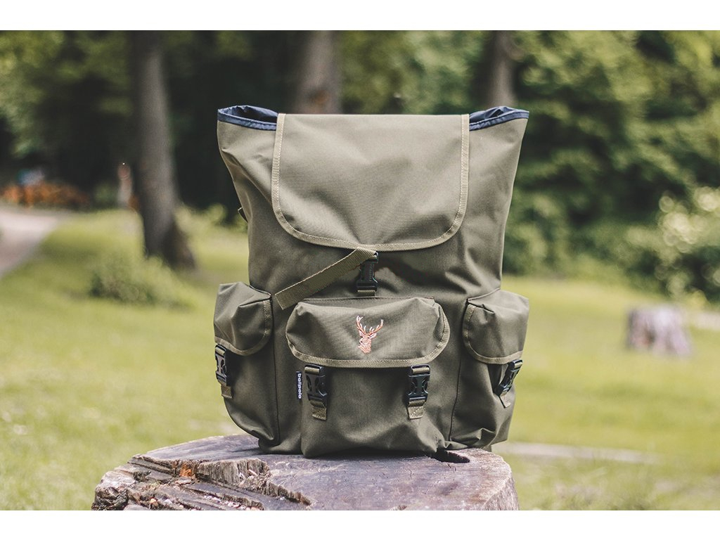 Batoh Ballpolo 98193ST 35l zelený so stoličkou